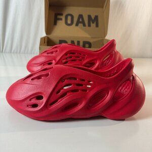 Adidas Yeezy Foam RNR Vermillion Mens Size 11 NEW in Box